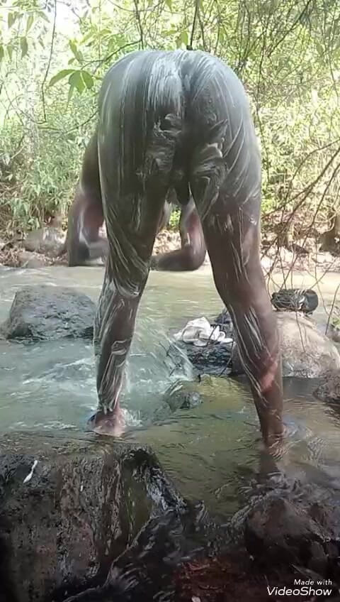 Sexyjayla254: 1부 밖에서 사정하는 비누 자위 거유 흑인 자지