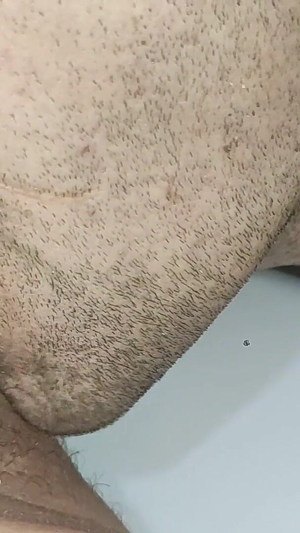 Licking Pussy in Bathroom (DirtyLubov) Licking Pussy in Bathroom (DirtyLubov)