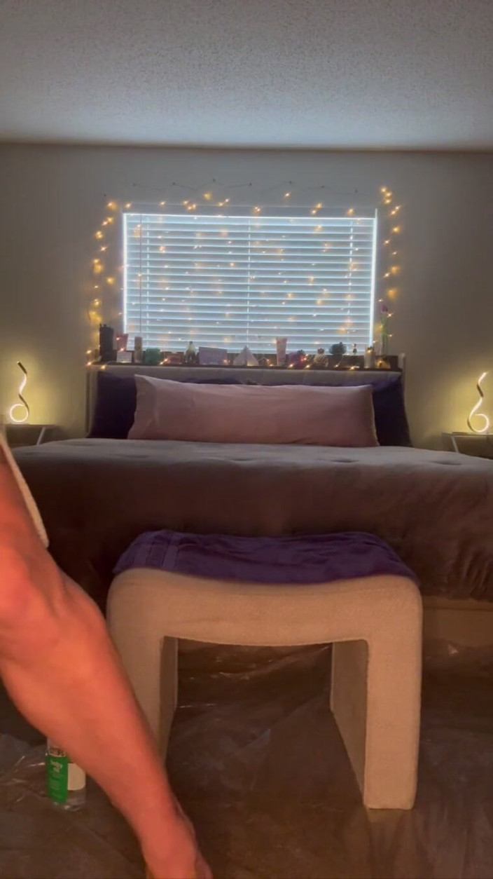 Simone Steele: Muscle Momma Flex