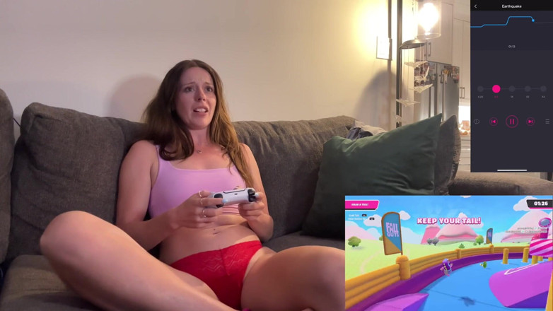 Nadia Foxx: 私のラッシュインでFall Guysをプレイし、敗退する前にイカないようにしました