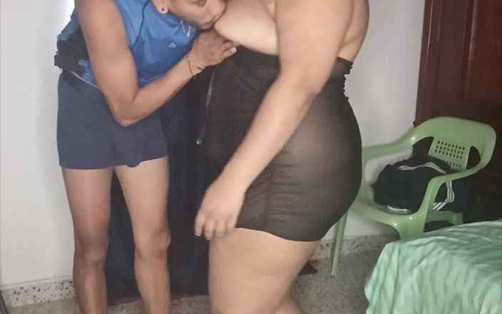 Miia Foxxy: Cât de delicioasă o sugi
