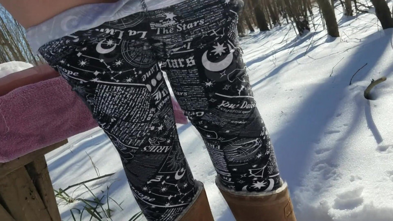 Tropical Lust: Joc cu pizdă cu zăpadă