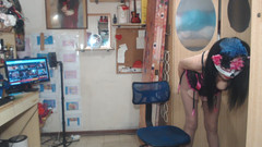 WEBREGINETTA2023: 蓝色T恤，指尖端