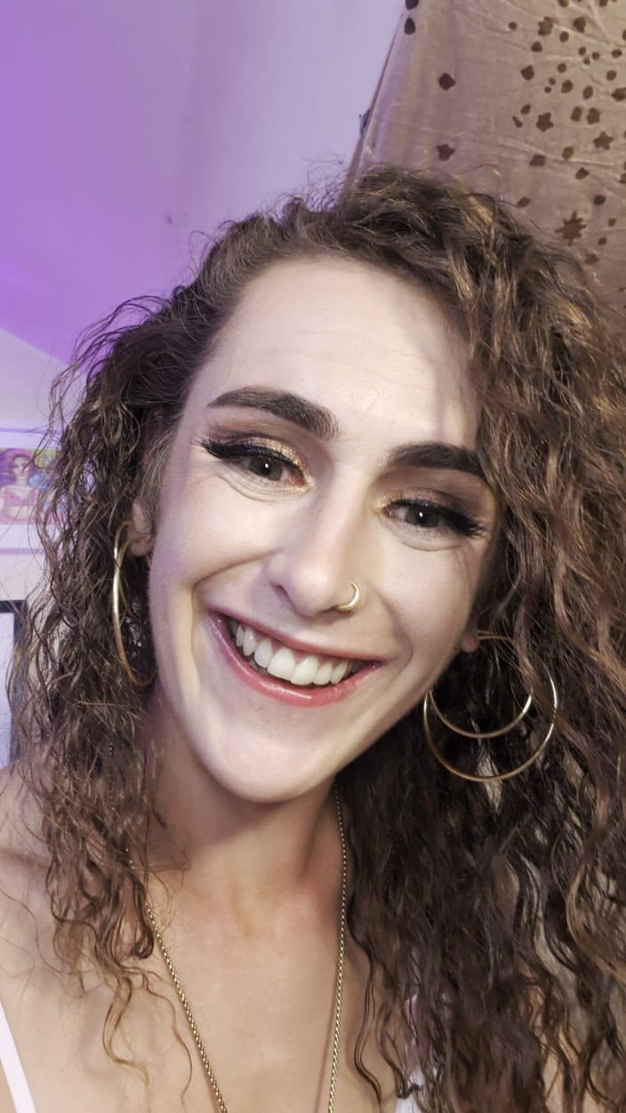 CecexoMonroe: Minik minik yarağını mırıldanıyor - sözlü aşağılama ile cece monroe küçük...