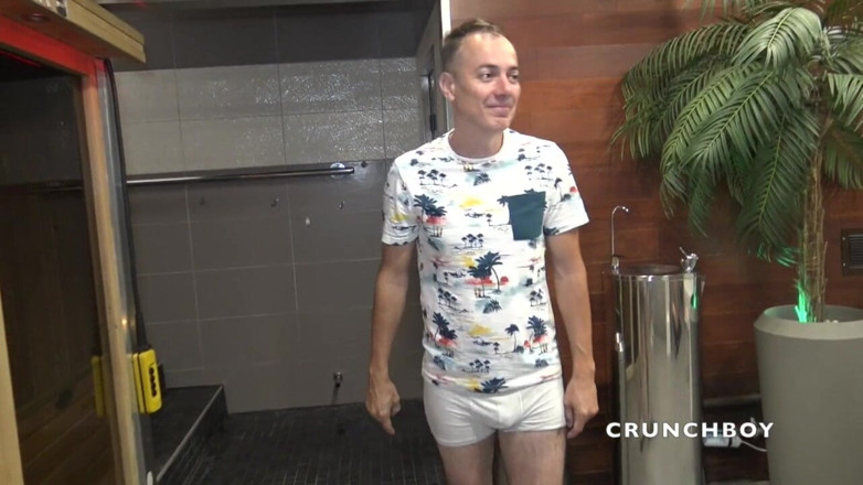 Very discreet straight boys curious: Gej ssie kutasa Blakc XXL w gloryholes
