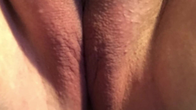Hot potato girl: Beating tits, ass, and cunt