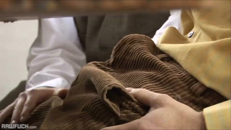 Raw Fuck: Menghisap zakar Fabien Rossi di dalam bilik darjah