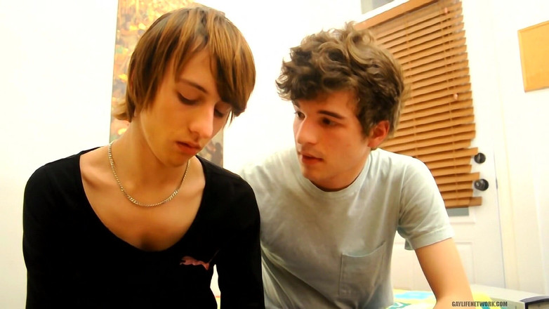 Beddable Boys: Cutie Consoled Over Boyfriend