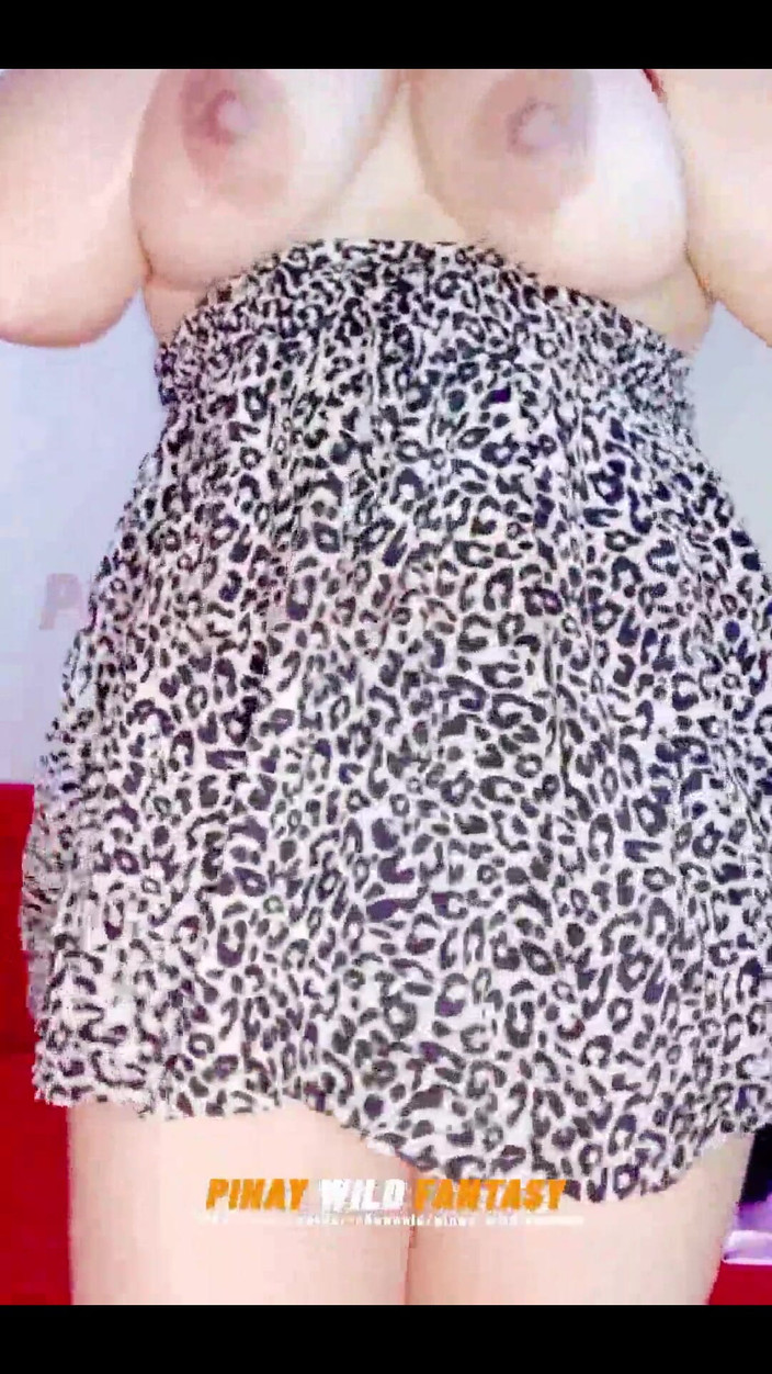 PinayWildHotCouple: Pinay Viral - Ms.emma's Sexy Dance! Bulbol Has No Panties and...