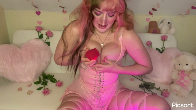 Sunflower Doll: Girlfriend Cums for You with a Rose Toy