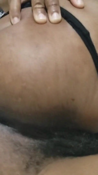 Famille de belle-mère sexy, vidéo maison réelle, sexe par chatte de 18 ans très sexy