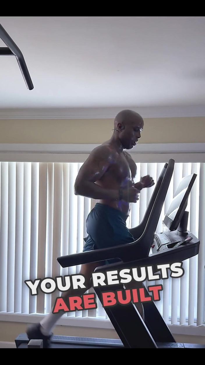 Hallelujah Johnson: 4555407645.mp4