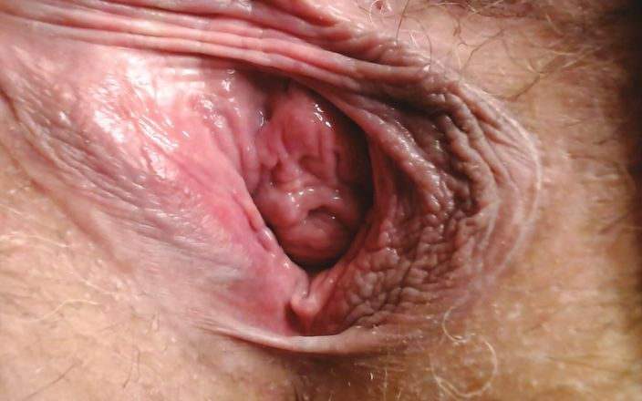 Abby Anna: Wet Pussy Gaping Spreading Hairy Bush