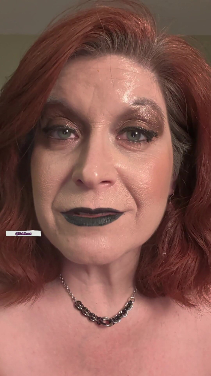 Elianna: Femdom förnedrande JOi