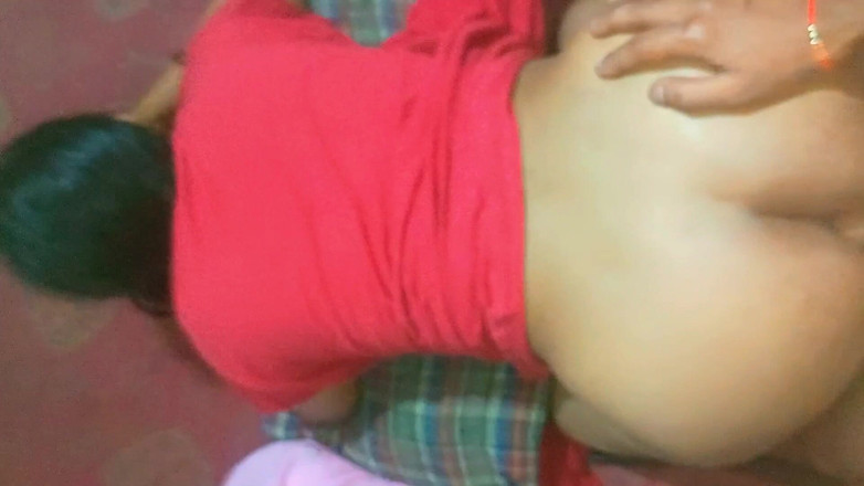 Sexy_girl_nehu: デジの美しいバービのお尻を後背位で犯される