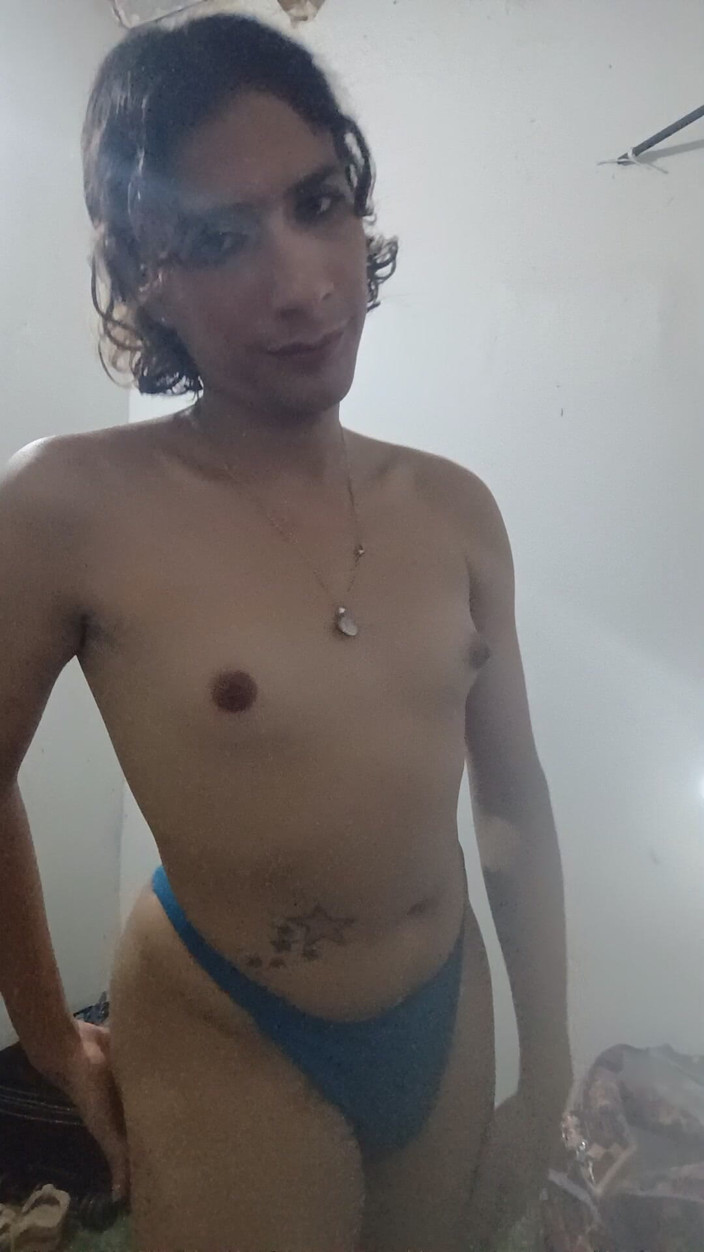 Femboy from Colombia: एक अच्छा गारोटा अपने कदम उठाने के लिए