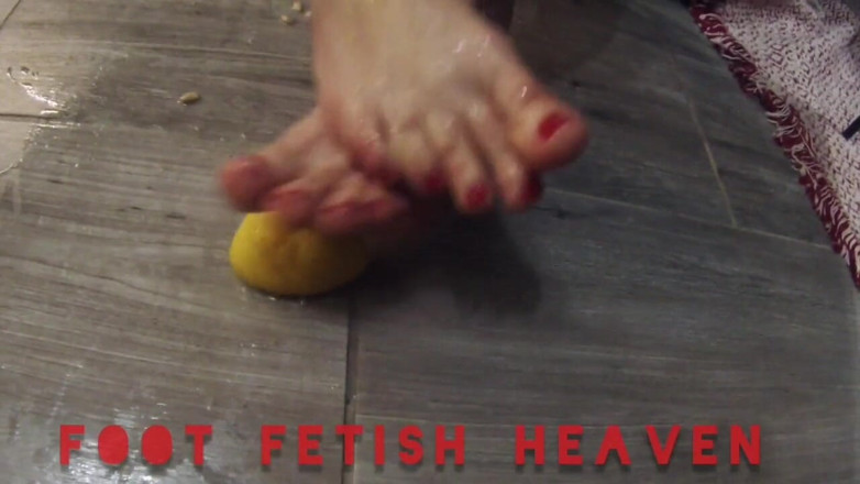 Foot Fetish Heaven: नींबू निचोड़