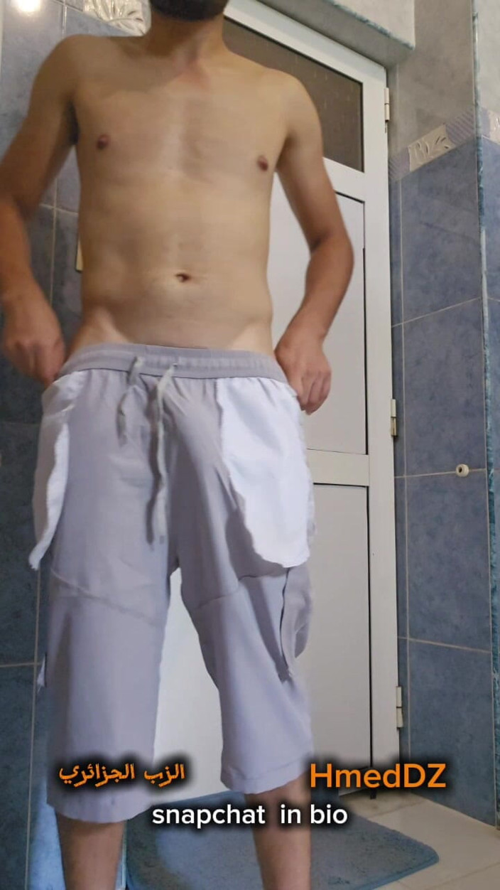 Hmed Dz: Hraj Alžírský kohout a mé tělo