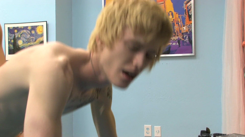 Beddable Boys: Twinks Romp Hard in the Bed