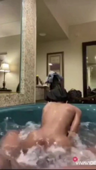Hottub'dan ıslak bir sakso