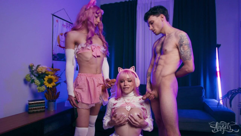 Trans Angels: Trans Angels - Manga-loving Tgirl Angellica Good Has Just Spunked All...