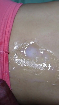 Taking a Huge Load Shot on Belly Button