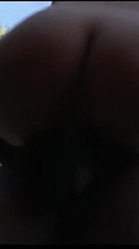 La figa rosa di una sensuale miLF nera viene riempita da un enorme bbc in una cavalcata selvaggia