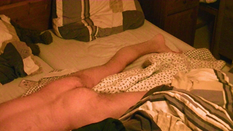 Mark Hannes: Naken säng puckel onani