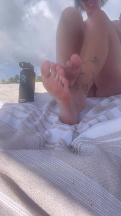 Dianna Davis: Piaszczyste stopy plażowe