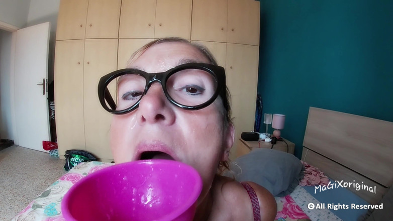 Blondie2307: Stepmom, How Hot!!