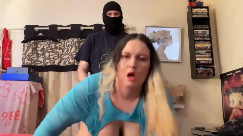 MissFFW: Von hinten gefickt, von maskiertem mann. Kein audio