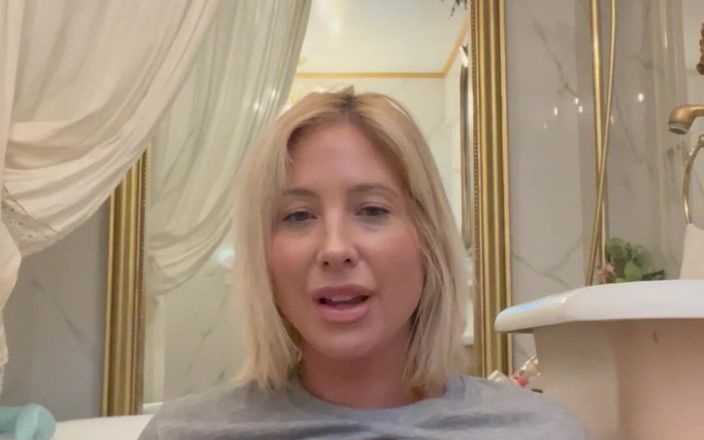 Tasha Reign official studio: Tasha Reign si hraje spolu s tebou