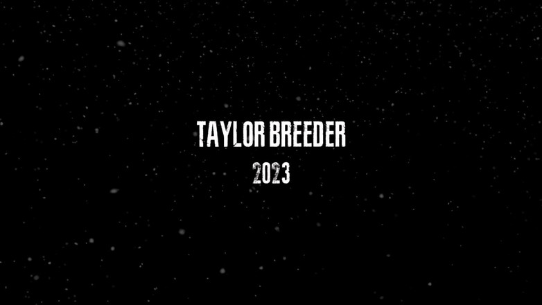 Taylor Breeder: Xxxmas Selfsuck