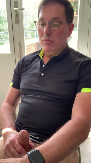 TJenner: Edging santai dan melancap di rumah. Orgasme