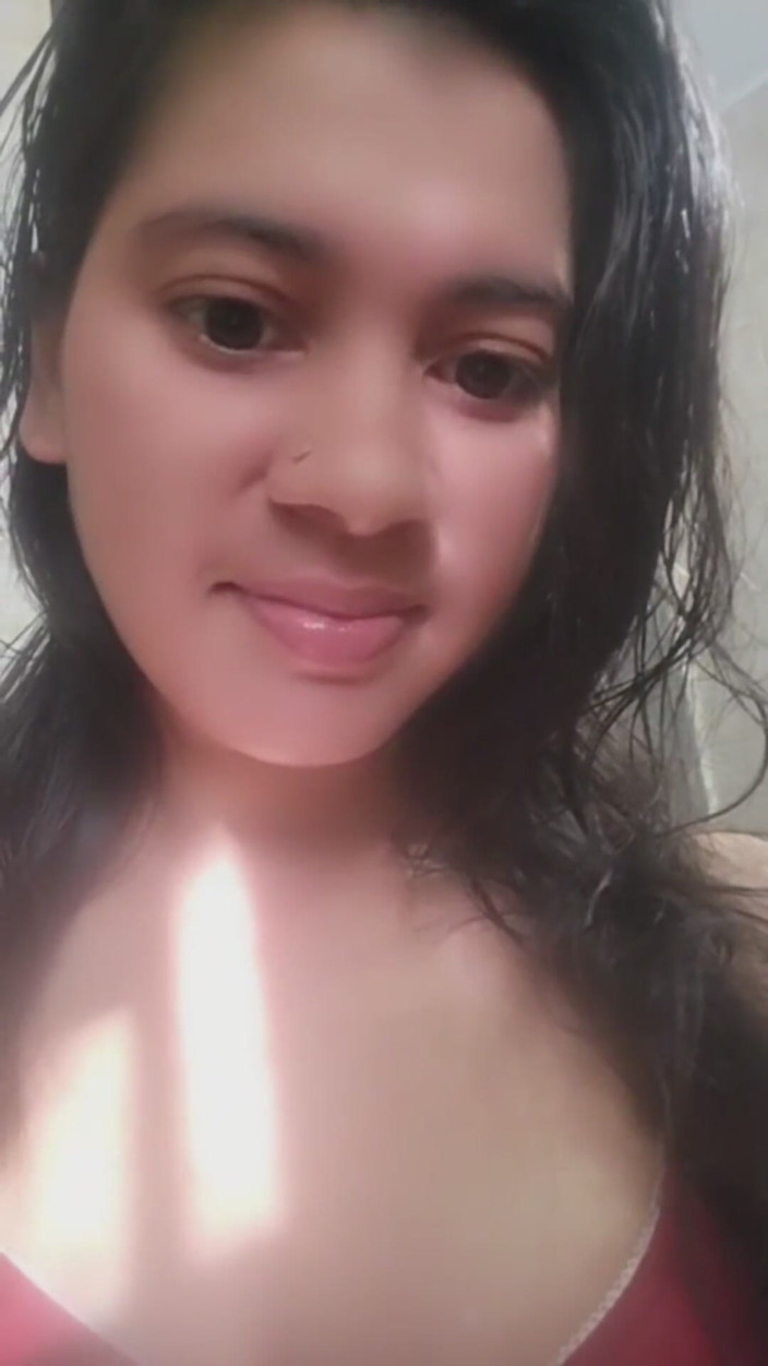 Bluegirl009: Mal Out Hot Video