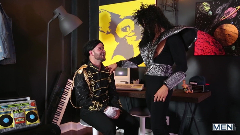 Men network: Barbati - Ciudat Stiinta: o parodie Gay XXX partea 2