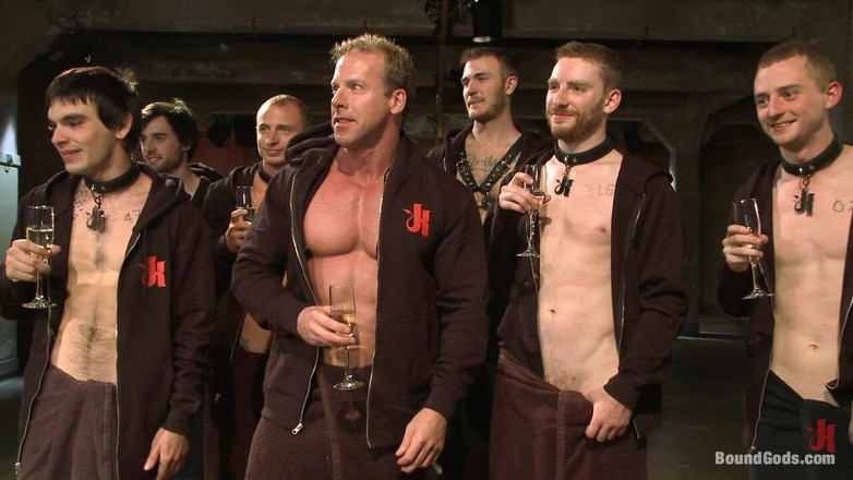 Bound gods: Grande anniversario spettacolo in diretta - bondage extravaganza - parte seconda