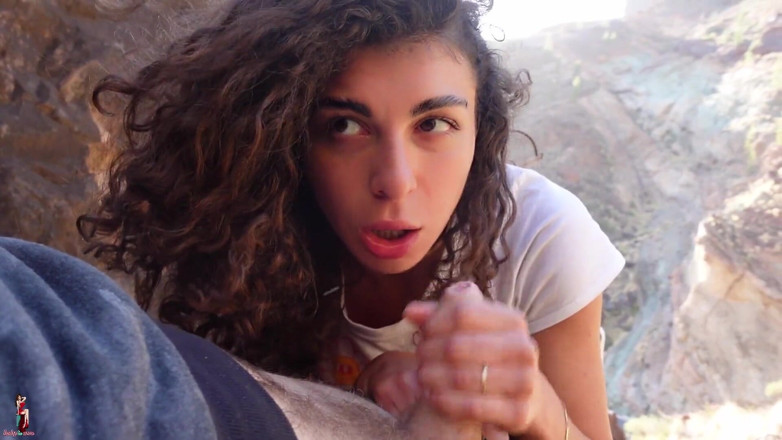 LadyAna: My Girlfriend Gets Big Cock in the Canyon