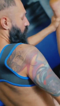 Hairyandraw - si cewek dengan memek berbulu andrex xandrex dientot tanpa kondom dino defrancesco