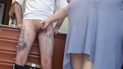 Zona901: I love when a bitch jerks off my dick