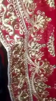Desi Beauty Gospodina Sary se schimbă în casă