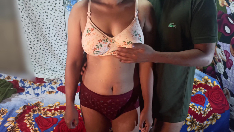 Namita: 늙은 남편이 시장에 갔을 때, 형주는 매일 집에 오곤 했습니다.