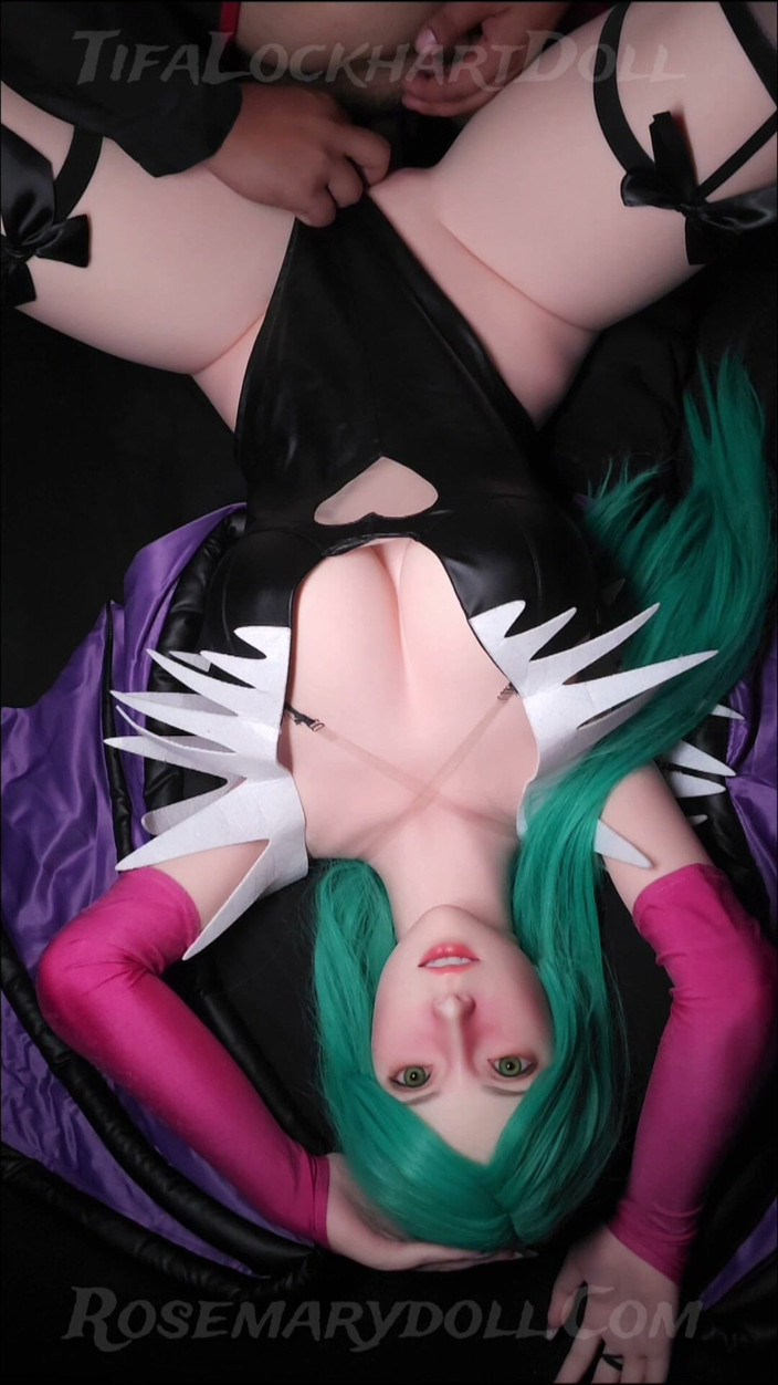 Tifa Lockhart doll: Aerith X Morrigan Darkstaklers Cosplay