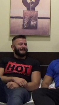 Matur E Boy Fucking Bareback in the Bed