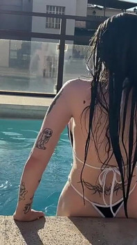 Alla piscina