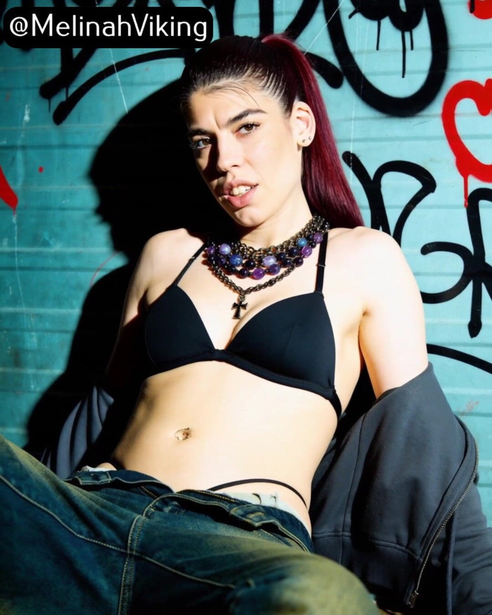Melinah Viking: Graffiti Queeb Shoot