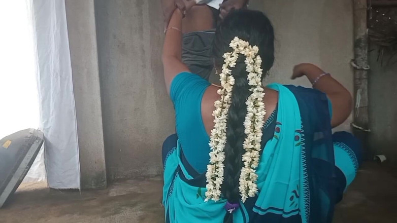 Priyanka314: Tamilská krásná manželka v domácnosti kouří