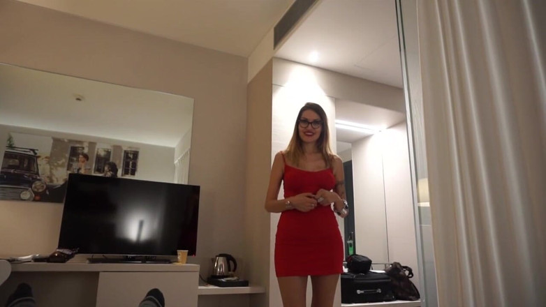 Lady Mesmeratrix Official: Diva del Tubo ukazuje svá prsa wankerům