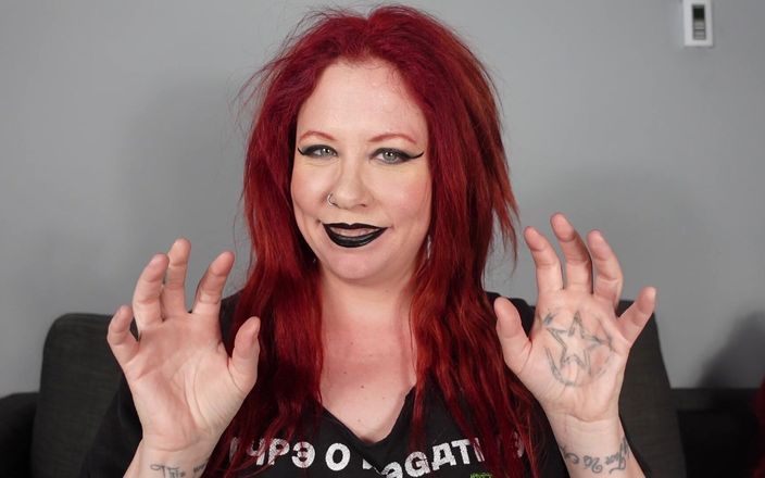 Deanna deadly: Goth nevlastní sestra vás lechtá, aby ses usmál a dala...