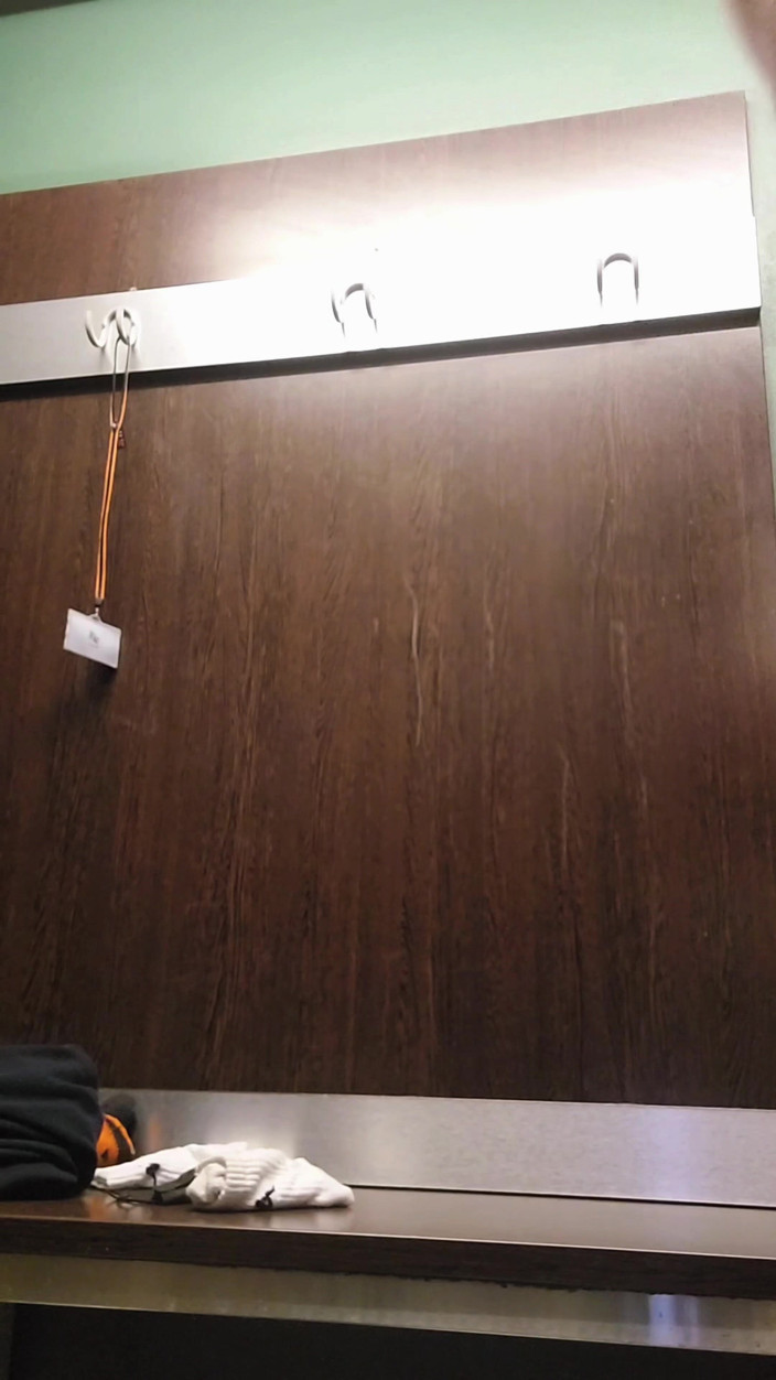 JackvanDean: Hairy Stepdaddy Solo in Lockerroom